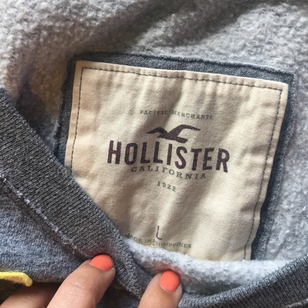 Hollister crew neck pullover